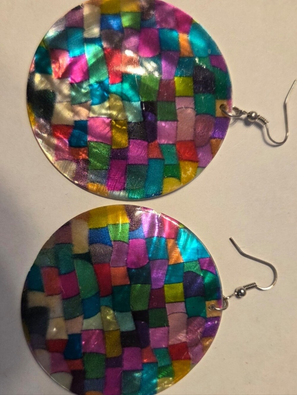 Multicolor Mother-Of-Pearl Round Dangle Earrings